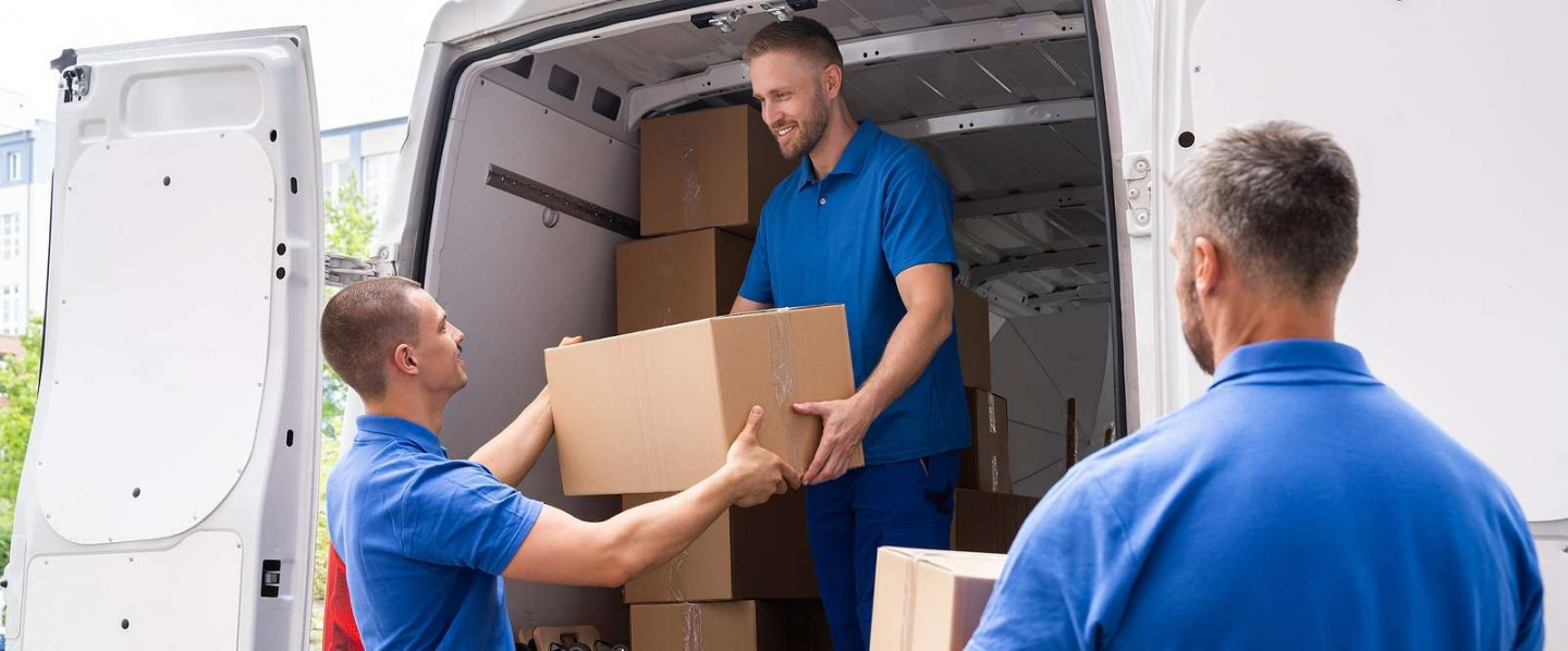professional movers in Bensenville, IL and Lombard, IL